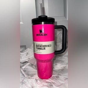 Stanley Neon Electric Pink 40 oz